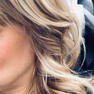 Meet your Posher, Crystal